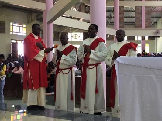 Kenia: nowi kapłani w prowincji