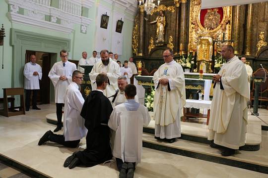 Nowicjusze złożyli pierwsze śluby