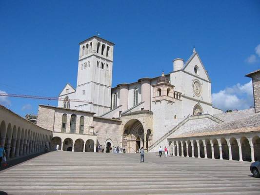 Rocznica poświęcenia bazyliki św. Franciszka w Asyżu