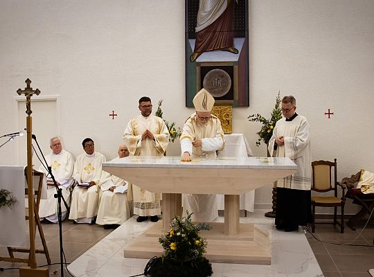 Jubileusz w parafii franciszkańskiej w Jönköpingu i konsekracja kościoła w Nässjö