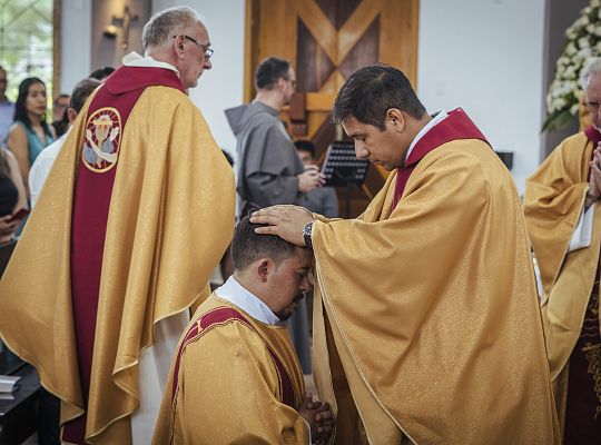 Święcenia kapłańskie o. Oskara Gaóna w Santo Domingo