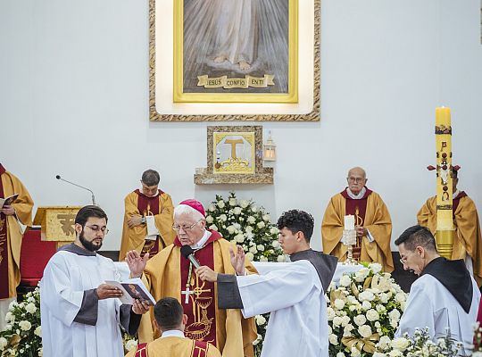 Święcenia kapłańskie o. Oskara Gaóna w Santo Domingo