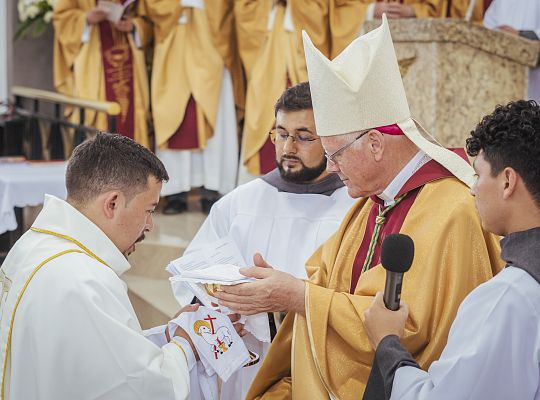 Święcenia kapłańskie o. Oskara Gaóna w Santo Domingo