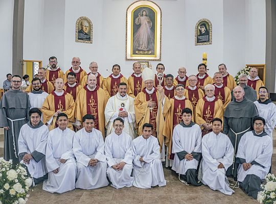 Święcenia kapłańskie o. Oskara Gaóna w Santo Domingo