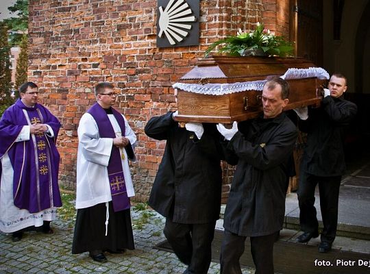 Grafika #48: Pogrzeb br. Michała Sypnika OFM Conv