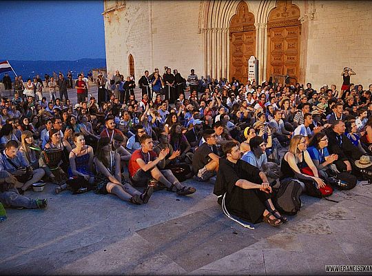 Grafika #141: Giovani verso Assisi 2015 - relacja