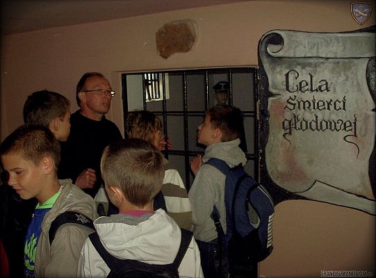 Grafika #7: Gniezno: pielgrzymka dzieci do Lichenia