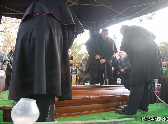 Grafika #32: Pogrzeb o. Przemysława Strażyńskiego
