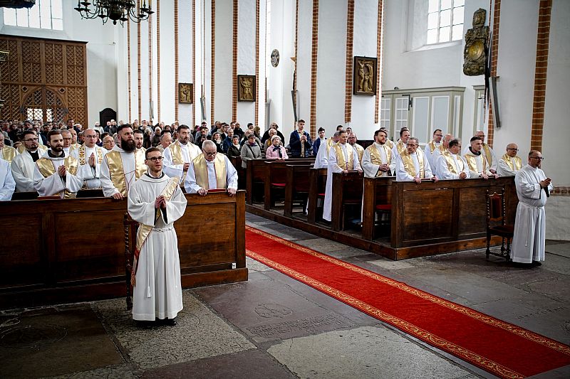 Święcenia diakonatu i prezbiteratu