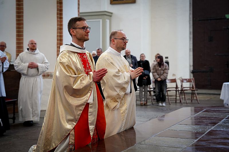 Święcenia diakonatu i prezbiteratu