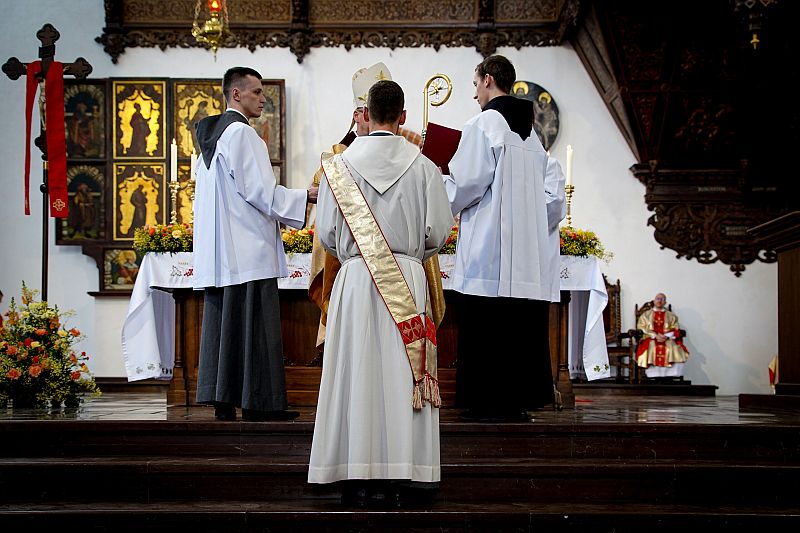 Święcenia diakonatu i prezbiteratu