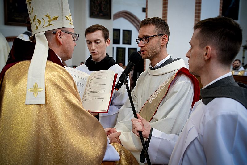 Święcenia diakonatu i prezbiteratu
