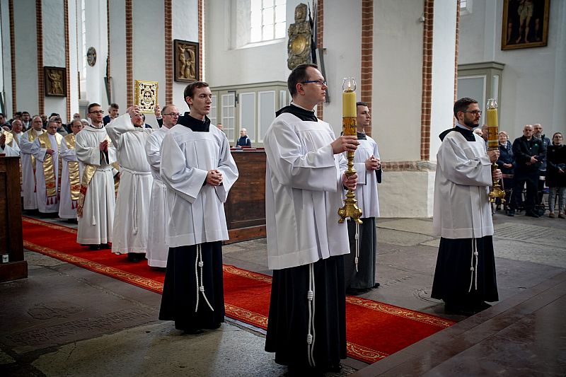 Święcenia diakonatu i prezbiteratu