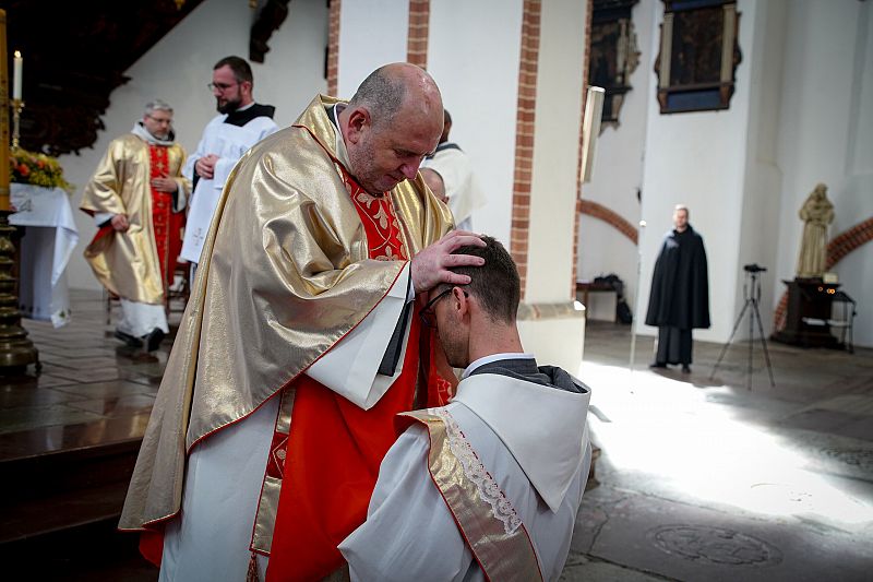 Święcenia diakonatu i prezbiteratu