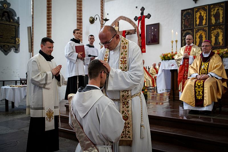 Święcenia diakonatu i prezbiteratu