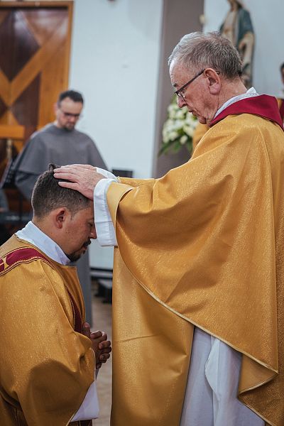 Święcenia prezbiteratu w Ekwadorze