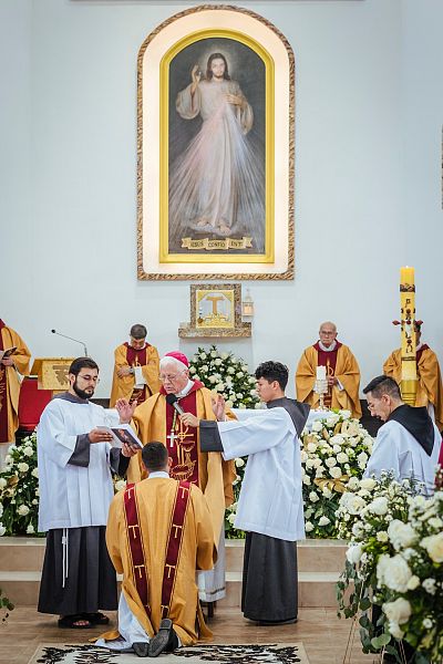 Święcenia prezbiteratu w Ekwadorze