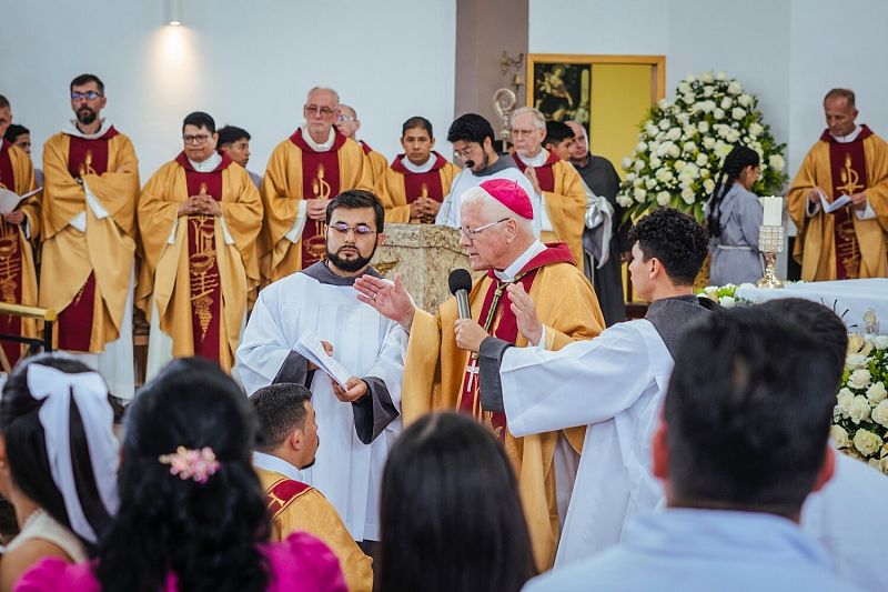 Święcenia prezbiteratu w Ekwadorze