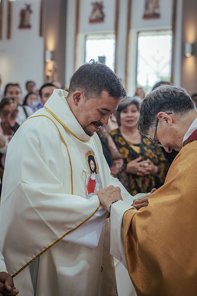 Święcenia prezbiteratu w Ekwadorze